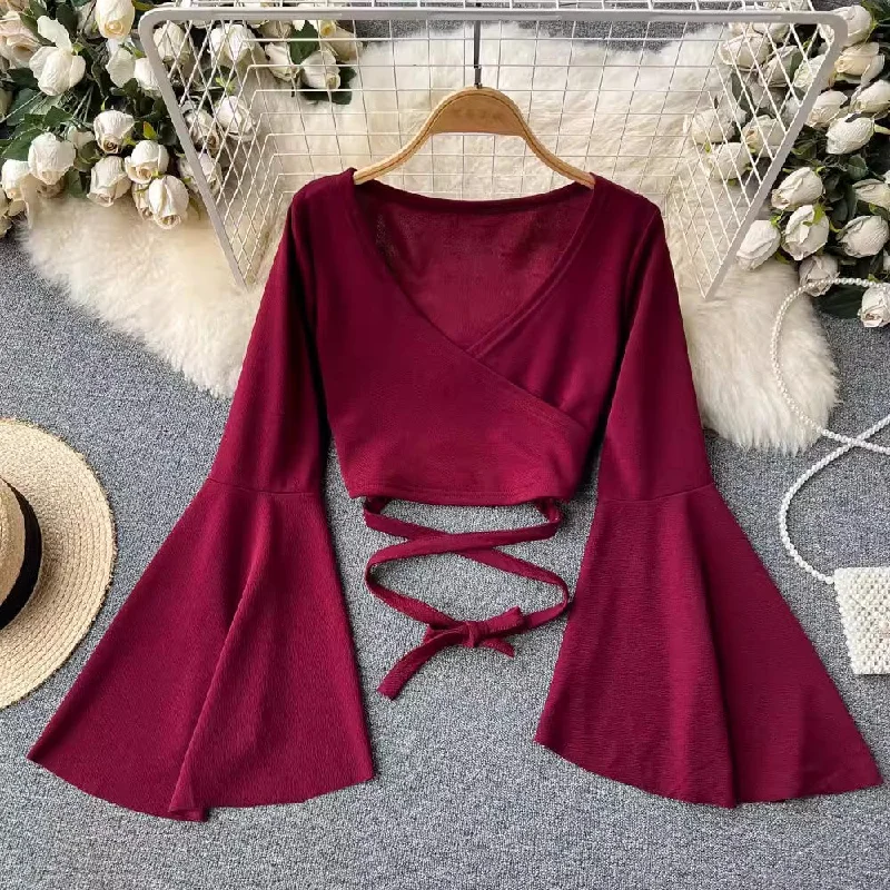 V-neck short bell sleeves sexy long-sleeved T-shirt women's chic tops     S4589